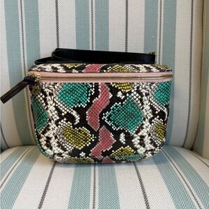 Chic Snake Print Crossbody Bag